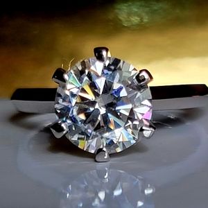 2CT Authentic Moissanite Diamond Ring
